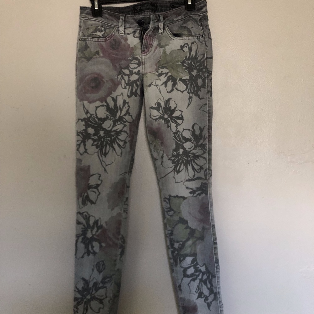 GUESS Floral Britney Skinny Gray Jeans